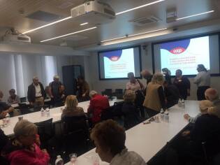 Visita al laboratorio d'analisi di coop Italia dei soci di Vignate e Bonola 2