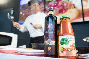 Showcooking Viviverde e Bene.sì con Tessa Gelisio