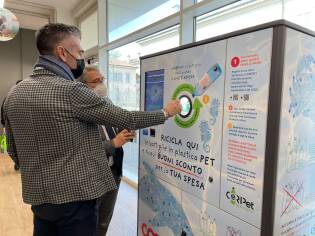 Inaugurazione eco-compattatore Coripet | 13 aprile 2022