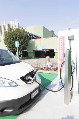 Nuova apertura Enercoop a Milano Opera (13)