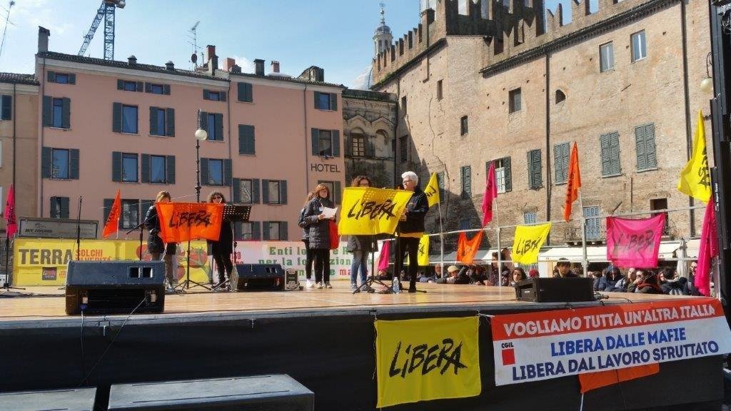 Uniti nella legalità, il foto racconto della manifestazione di Libera a Mantova (16)