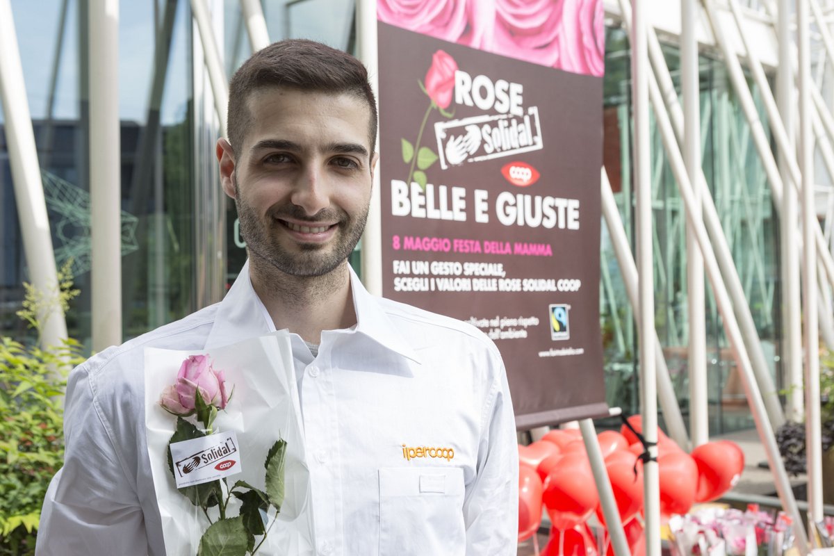 Festa della mamma al Gate con le rose Fairtrade - 8 maggio 2016