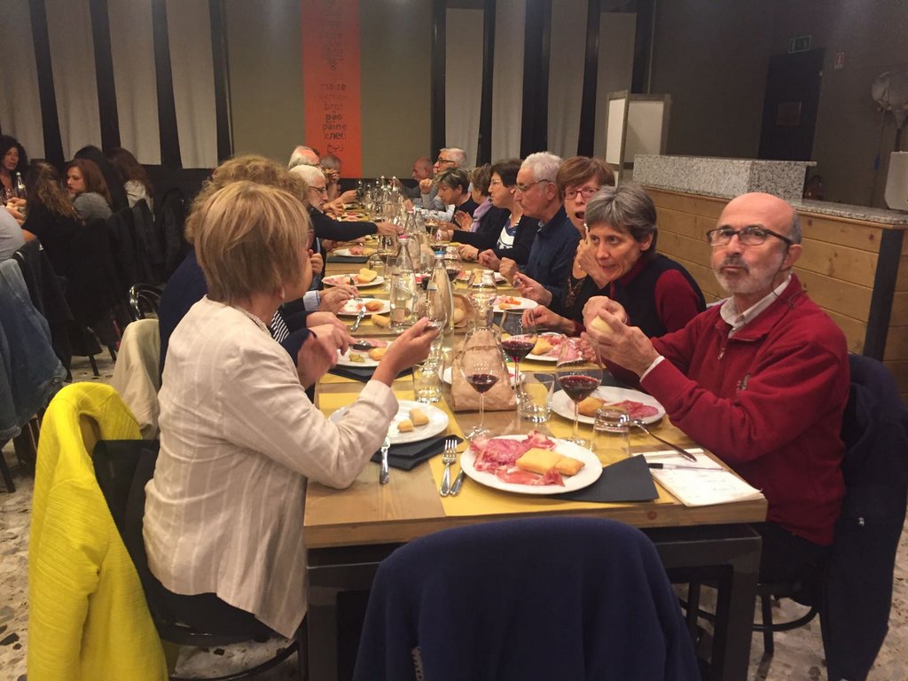 Cena per l'ora della cooperazione al Circolo familiare angelo barzago di Bussero 1