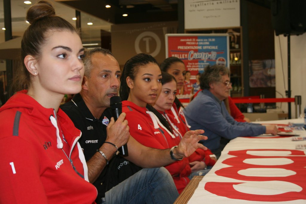 Le atlete del Volley Bergamo presentano il Volley Camp 2018 (10)