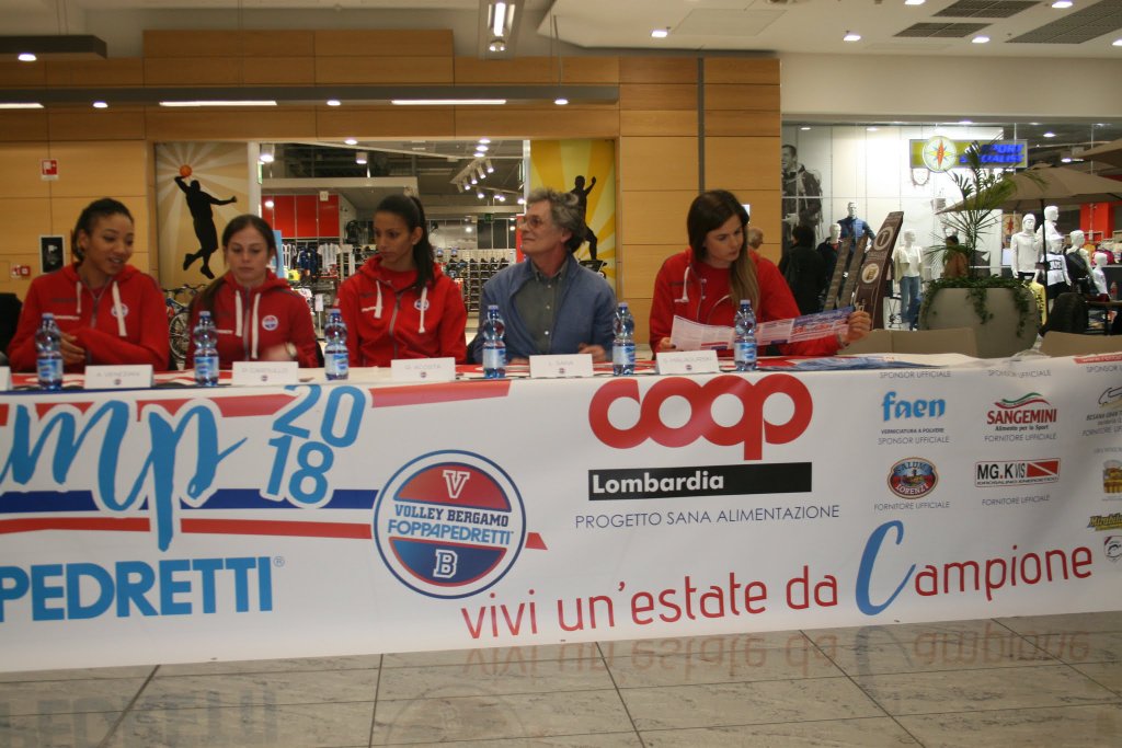 Le atlete del Volley Bergamo presentano il Volley Camp 2018 (16)