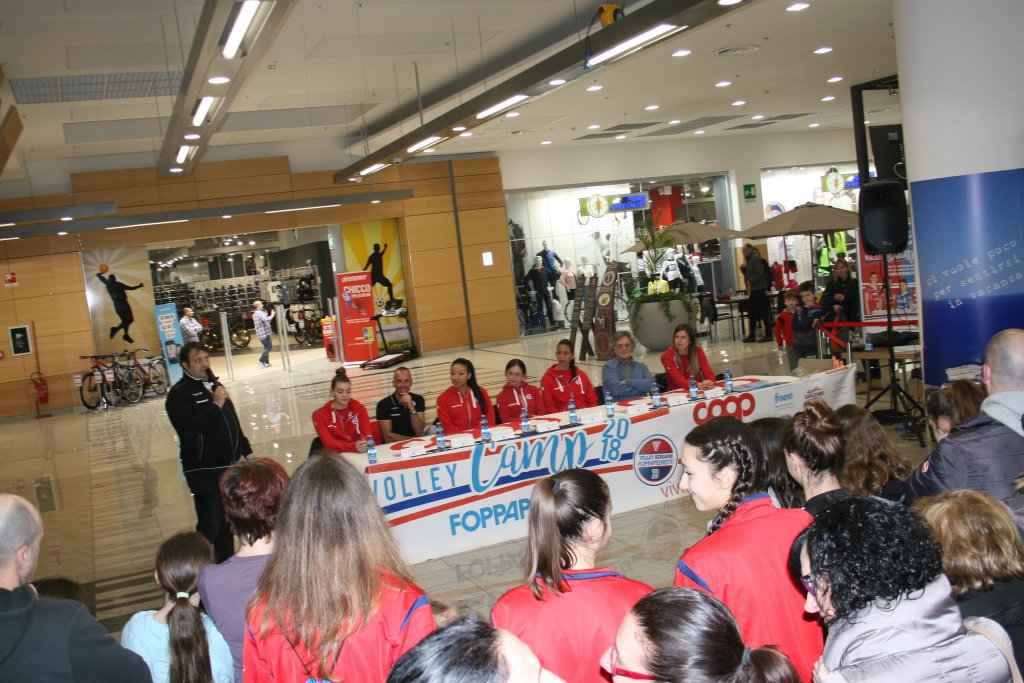 Le atlete del Volley Bergamo presentano il Volley Camp 2018 (5)