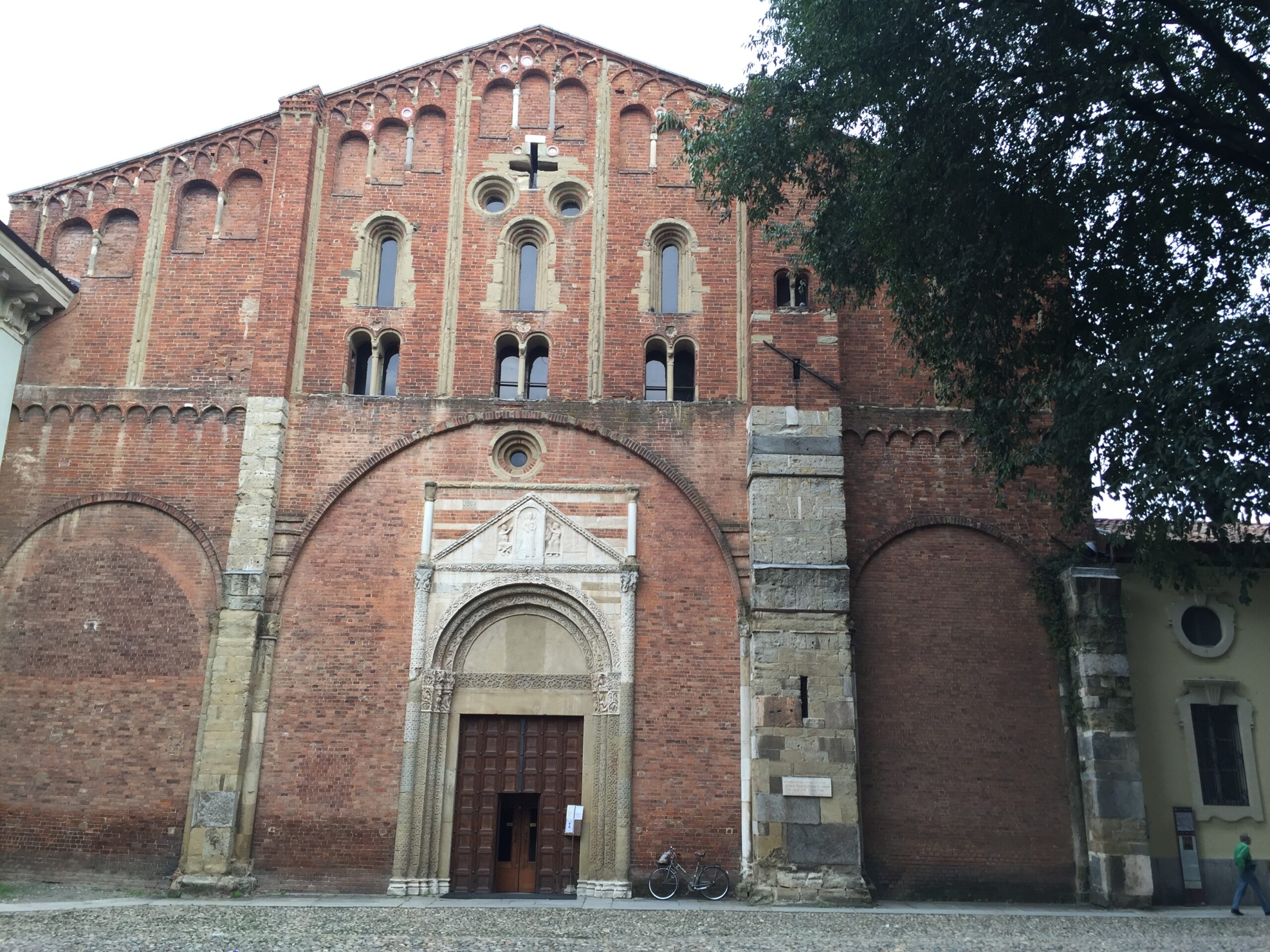 Coop to Coop | Pavia Basilica di San Pietro in Ciel d’Oro