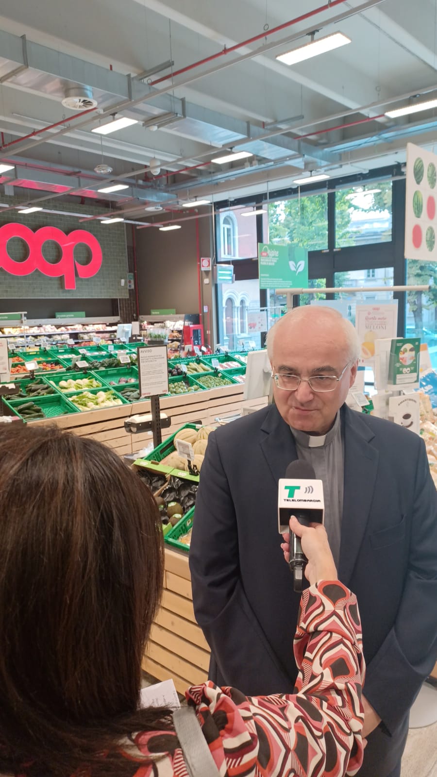 Busto consegna Caritas per #CoopforUcraina