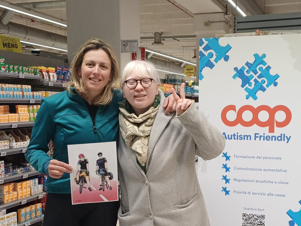 Silvia incontra Beatrice alla Coop Autism Friendly></a>
					</div>
						<div class=
