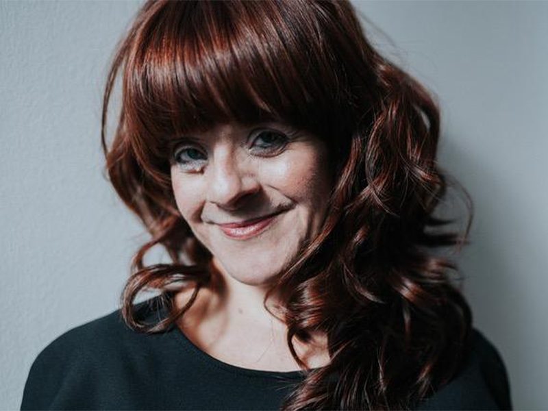 Asja Lacis attra/verso Walter Benjamin: lo spettacolo ></a>
					</div>
						<div class=